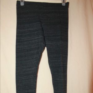 Gray stripe leggings